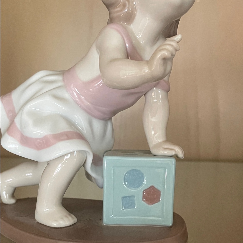 💖My First Step Lladro Retired💖 - Picture 3 of 4